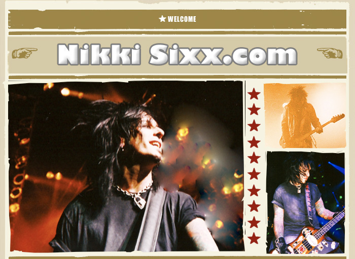 Nikki Sixx from Mötley Crüe playing bass